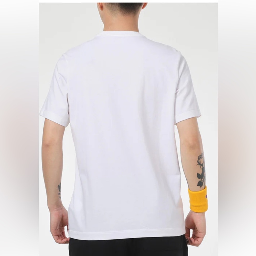 Nike Sportswear Just Do It Circle Logo Graphic Tee Shirt - Picture 2 of 9
